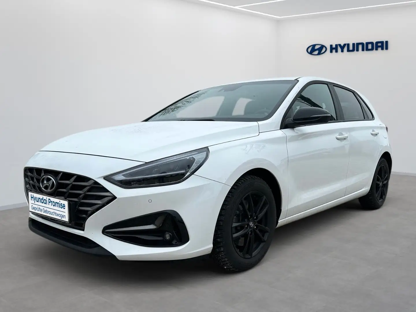 Hyundai i30 Connect & Go Weiß - 1