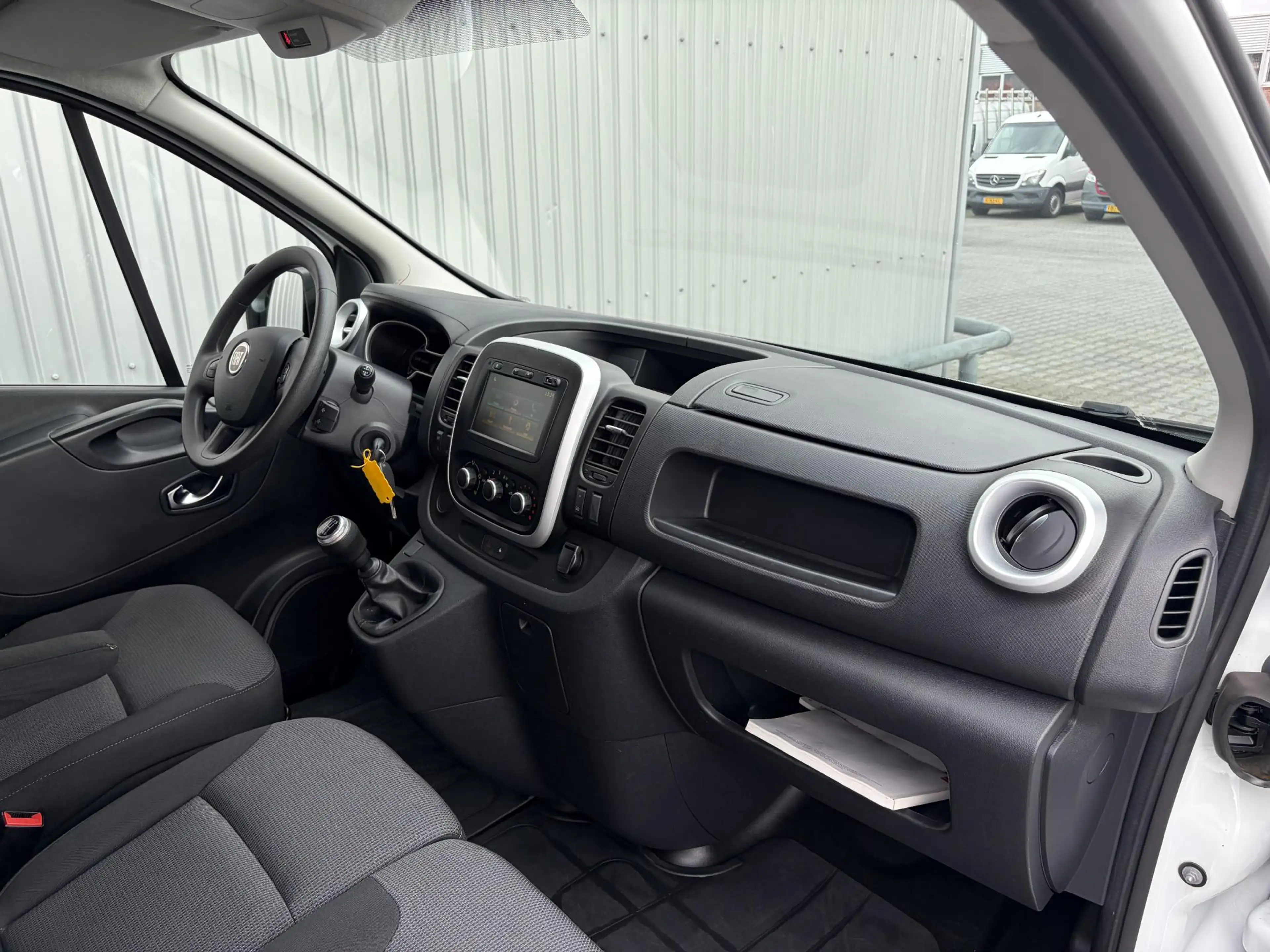Fiat Talento 2.0 MultiJet L2H1*HAAK*CAM*A/C*CRUISE*PDC*3-PERS* — photo 29