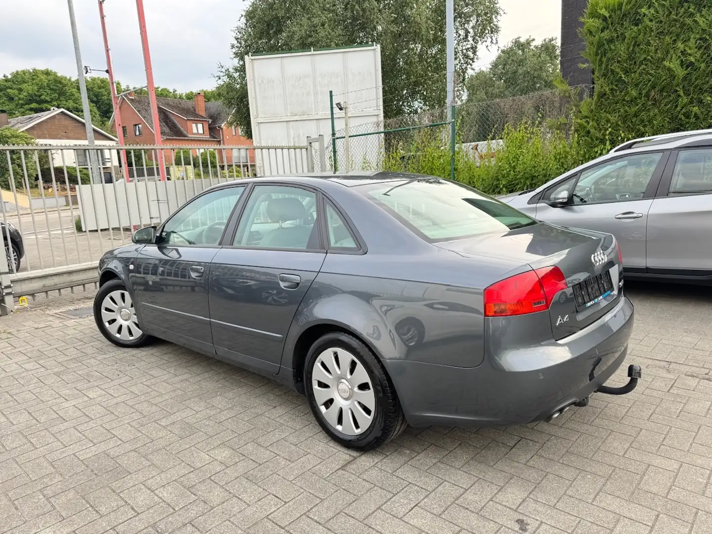 Audi A4 1.9 TDi - Dig Airco - Cruis Control - Park sensor Grigio - 2
