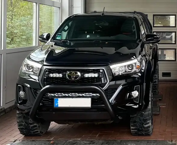 Toyota Hilux 4x4 Double Cab Autm. Executive *UMBAU*3,5t*