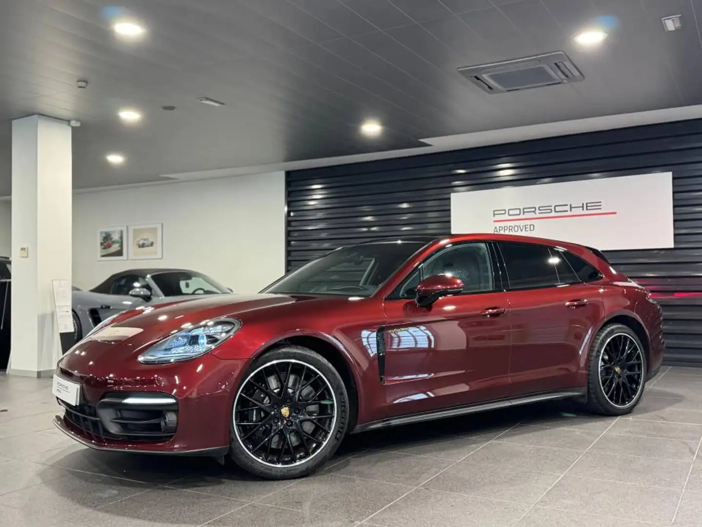 Porsche Panamera 4S E-Hybrid Sport Turismo Burdeos - 1