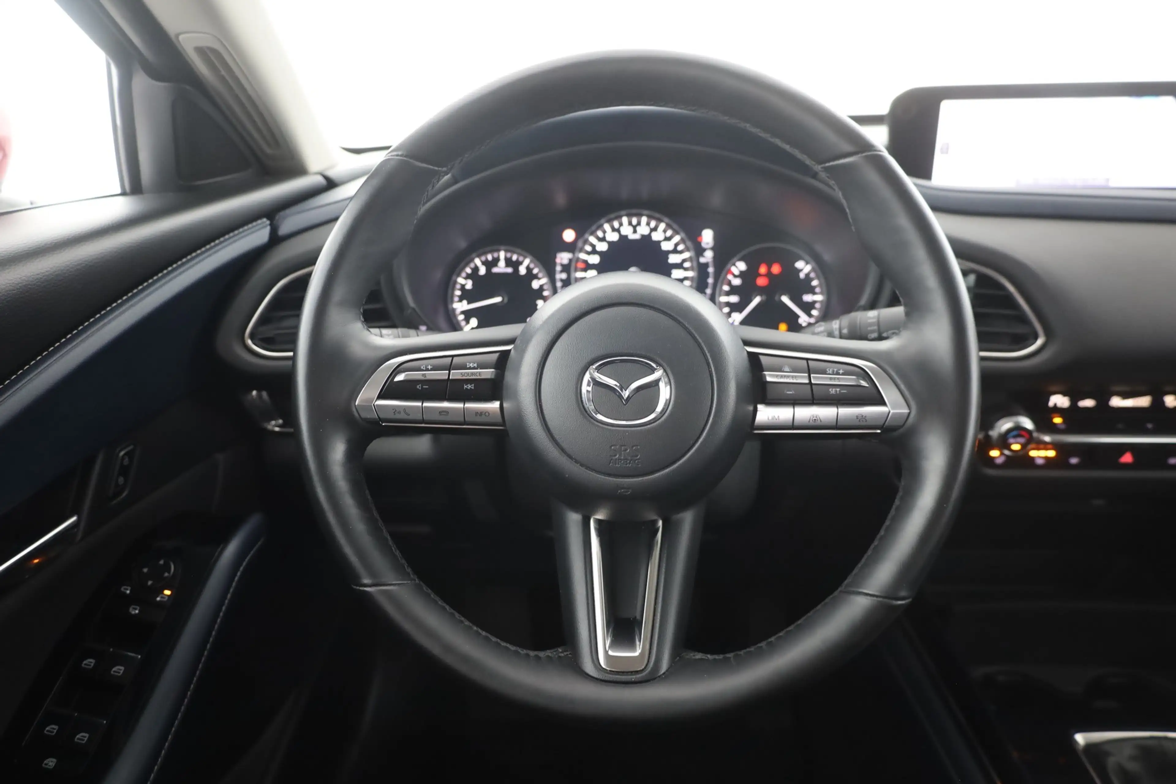 Mazda CX-30 2.0 LED 360° Head-Up Navi Sitzheizung — photo 15