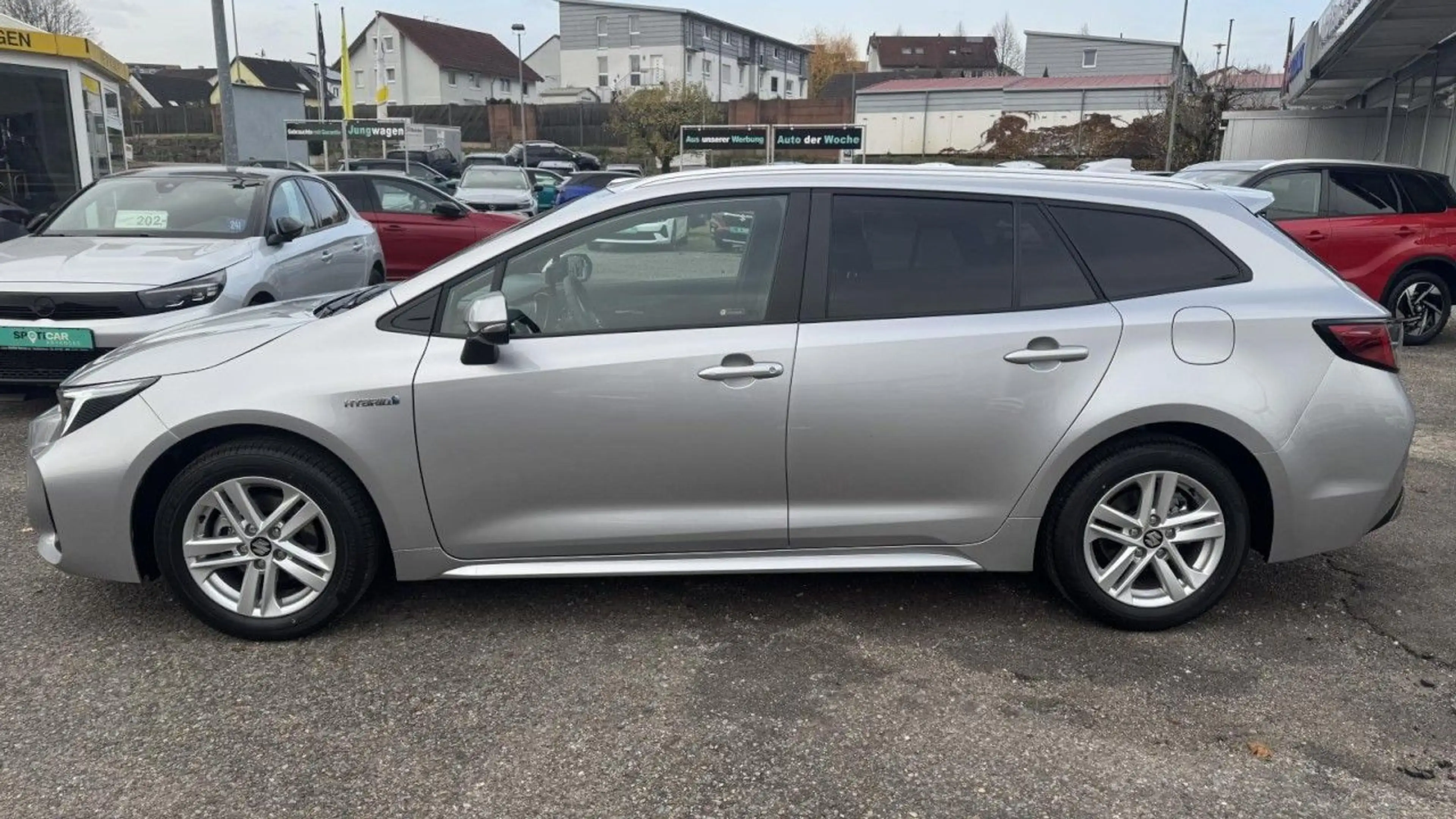 Suzuki Swace 1.8 Hybrid Comfort + NAV+SHZ+LHZ+RFS+ACC Klima — photo 2