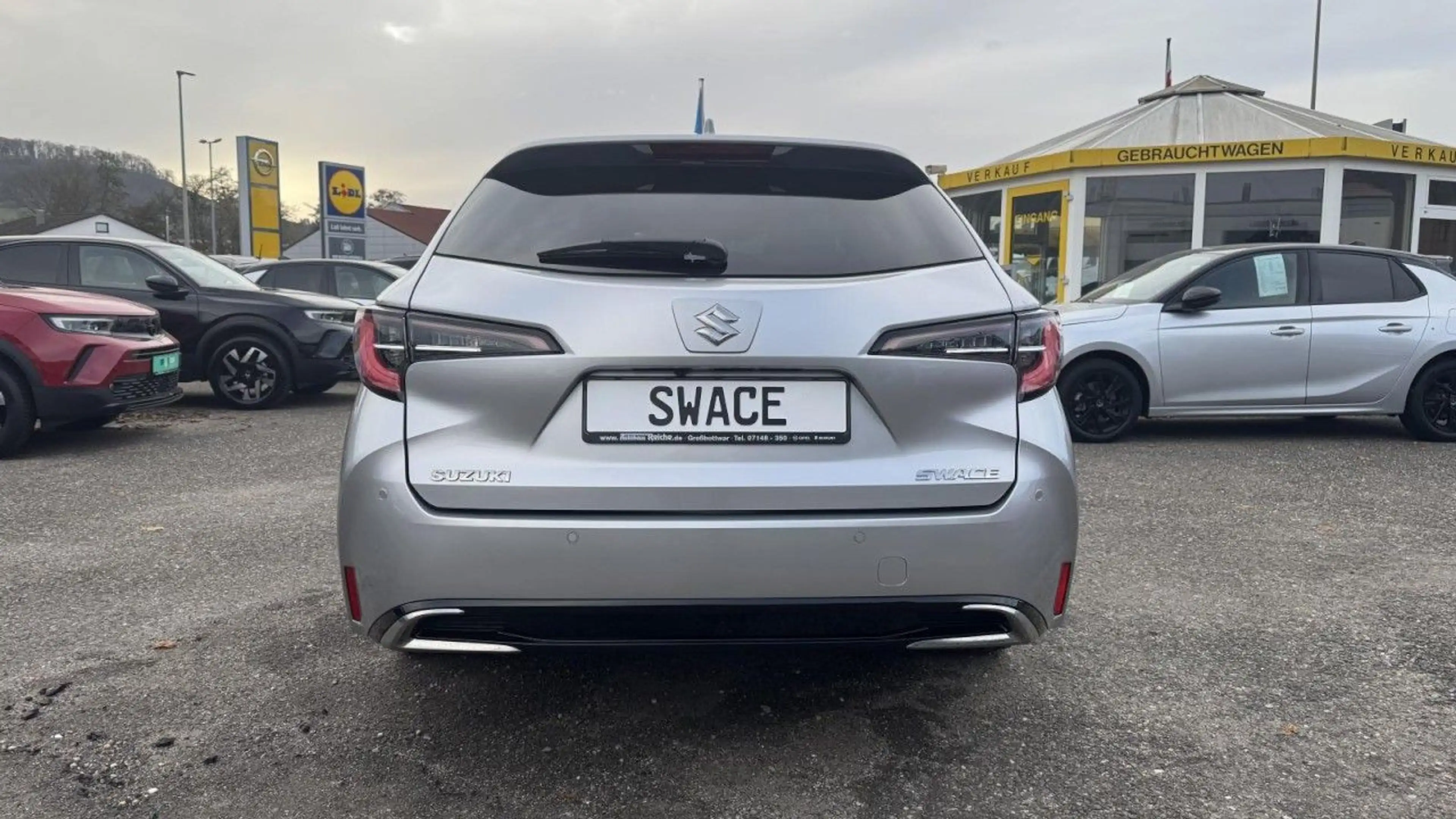 Suzuki Swace 1.8 Hybrid Comfort + NAV+SHZ+LHZ+RFS+ACC Klima — photo 4