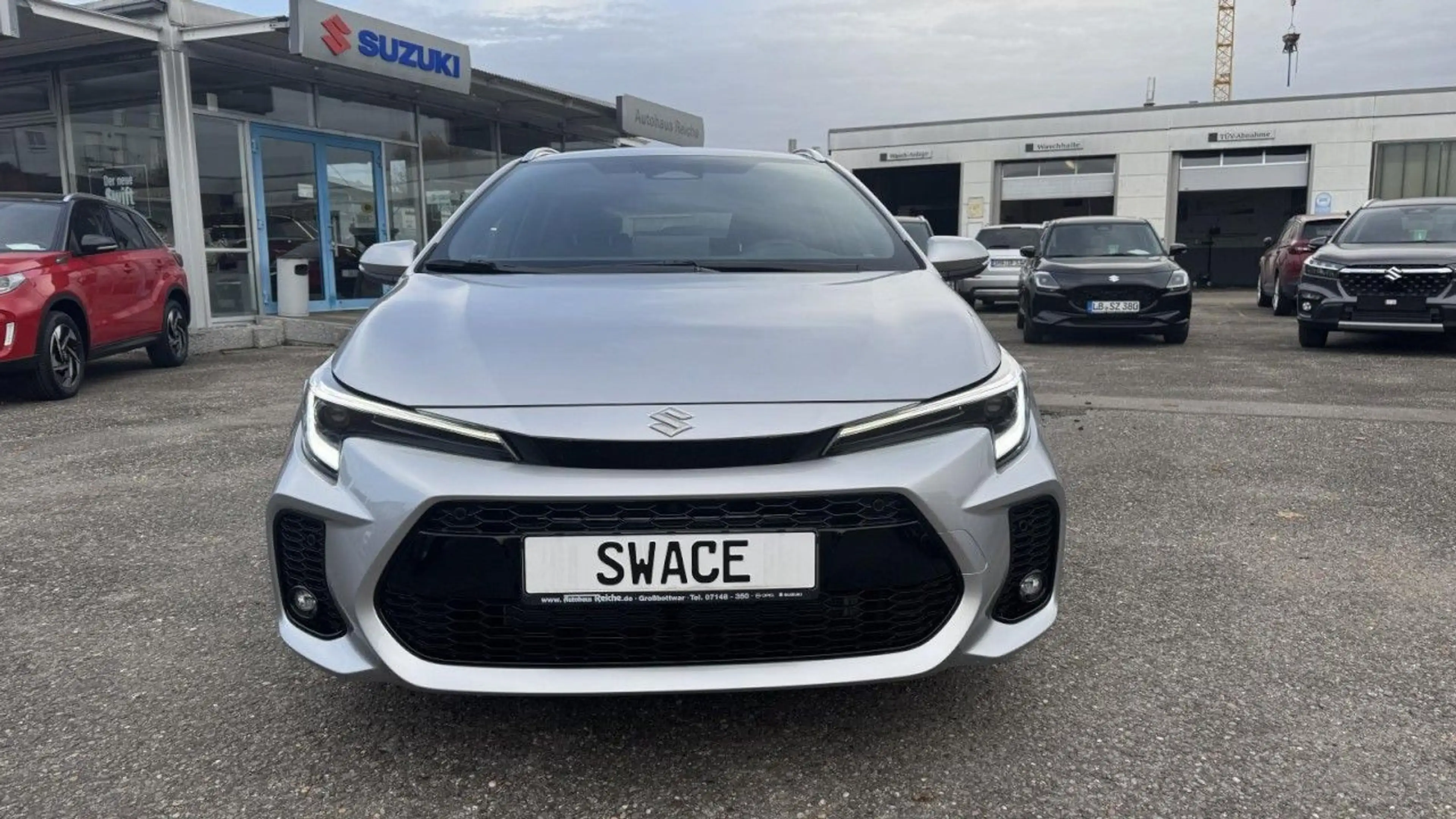 Suzuki Swace 1.8 Hybrid Comfort + NAV+SHZ+LHZ+RFS+ACC Klima — photo 9