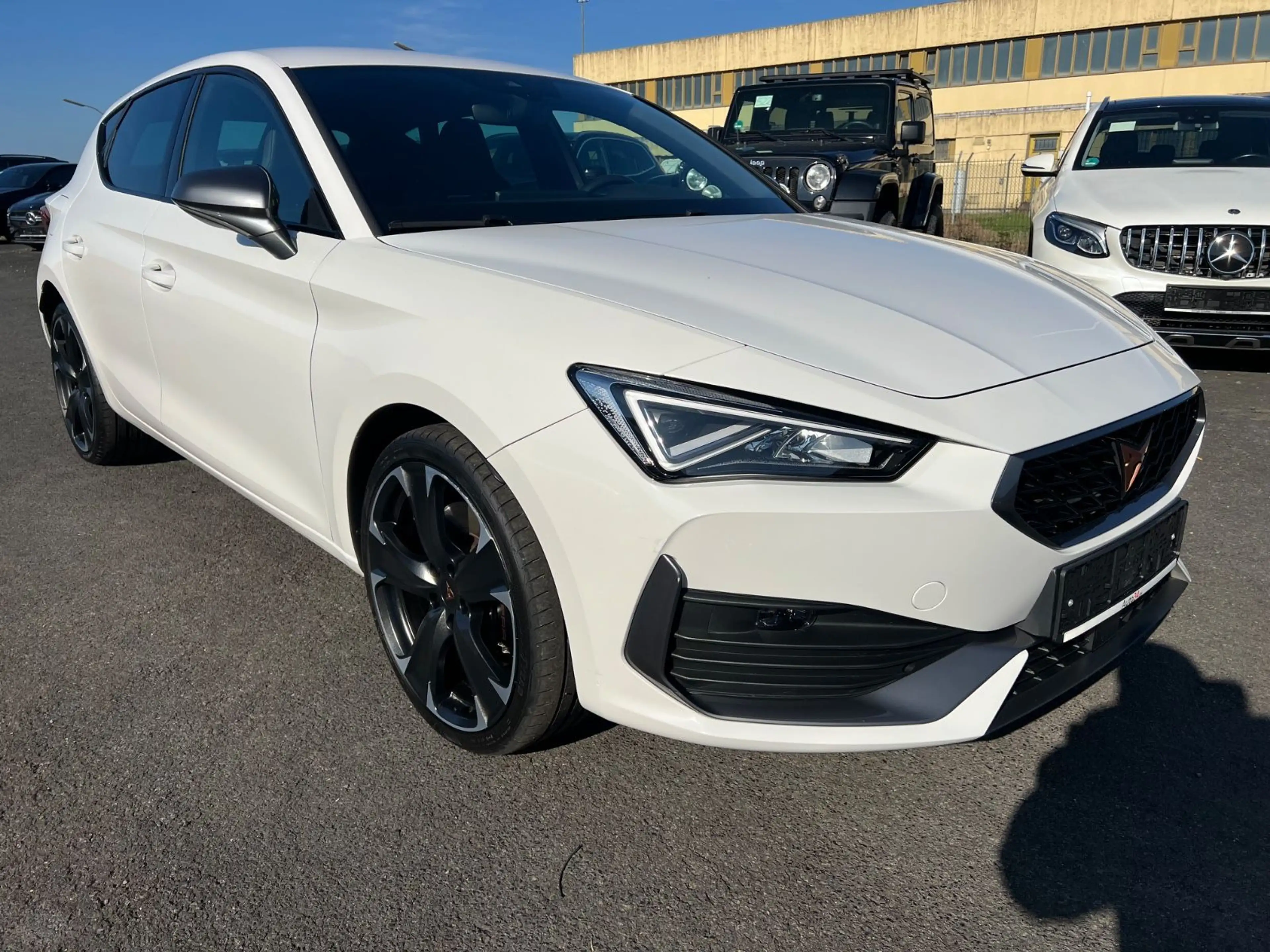CUPRA Leon VZ e-Hybrid Schalensitz PDC LED Digital — photo 3