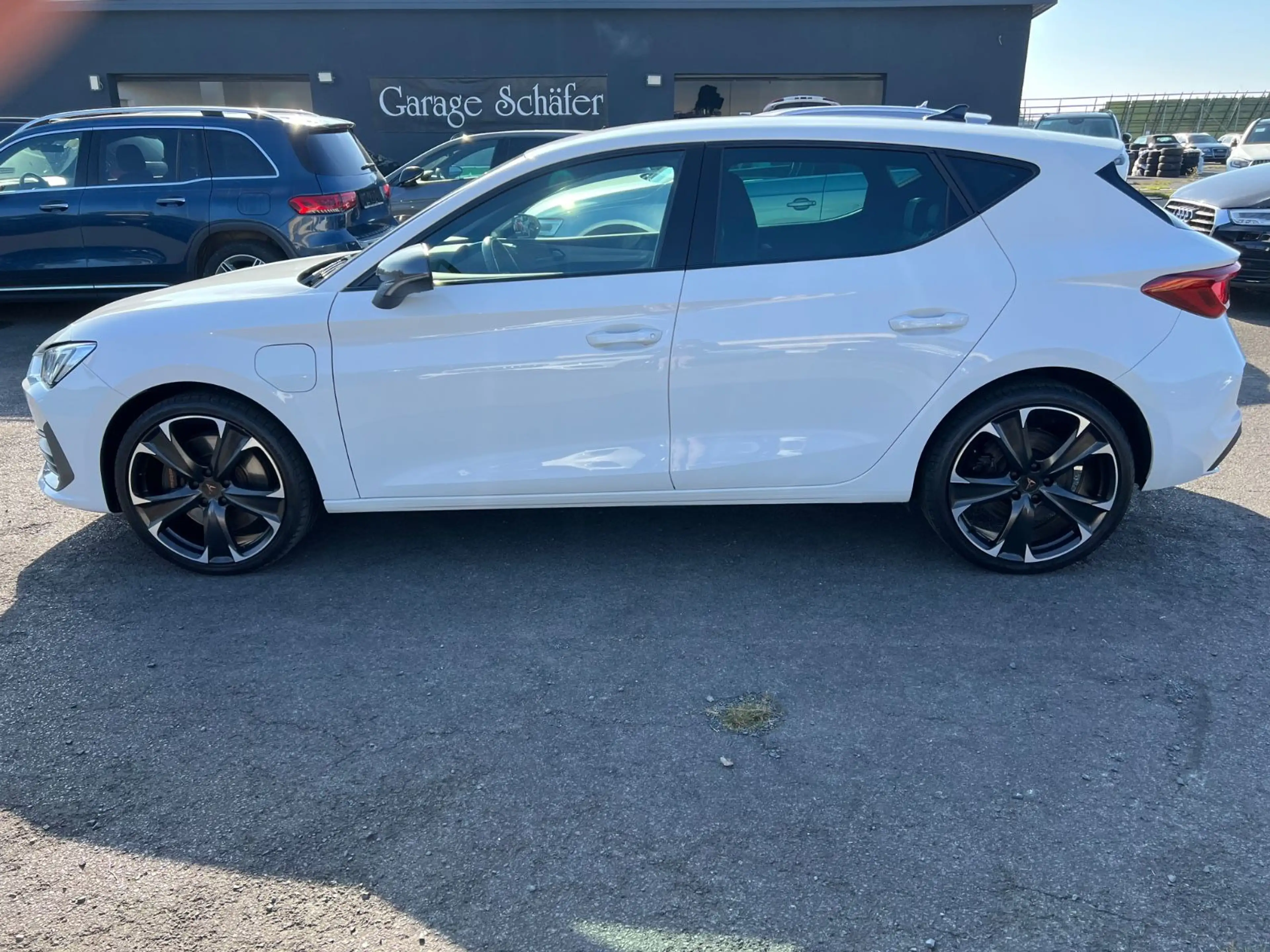 CUPRA Leon VZ e-Hybrid Schalensitz PDC LED Digital — photo 8