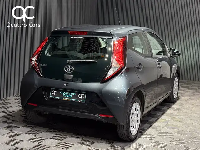 Toyota Aygo view 8