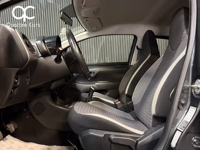 Toyota Aygo view 10