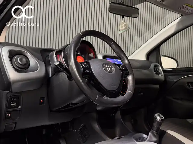 Toyota Aygo view 11