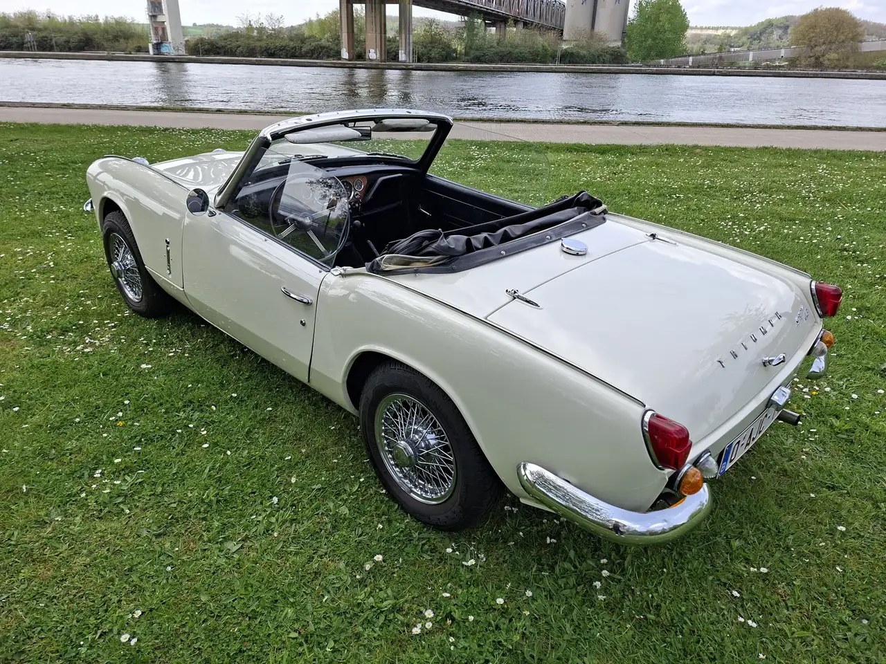 Triumph Spitfire, foto 3