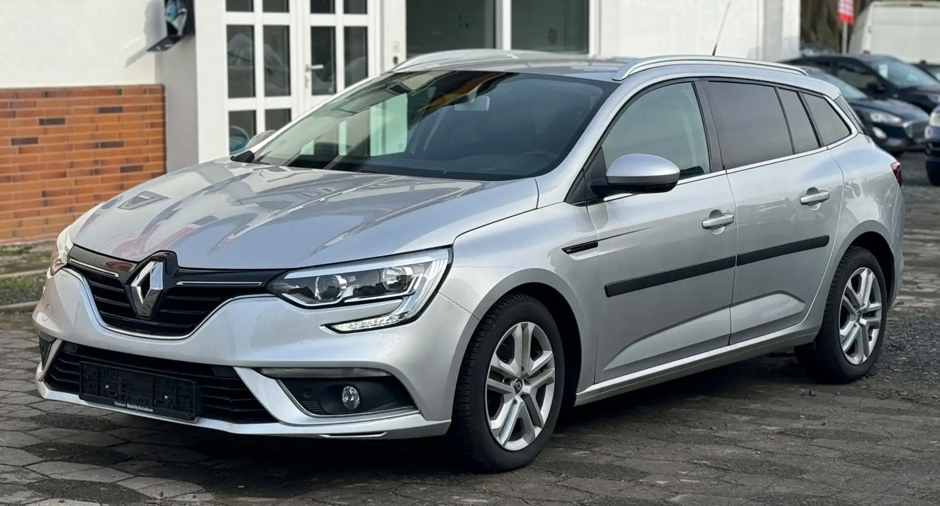 Renault Megane IV Grandtour Business Edition Silber - 1