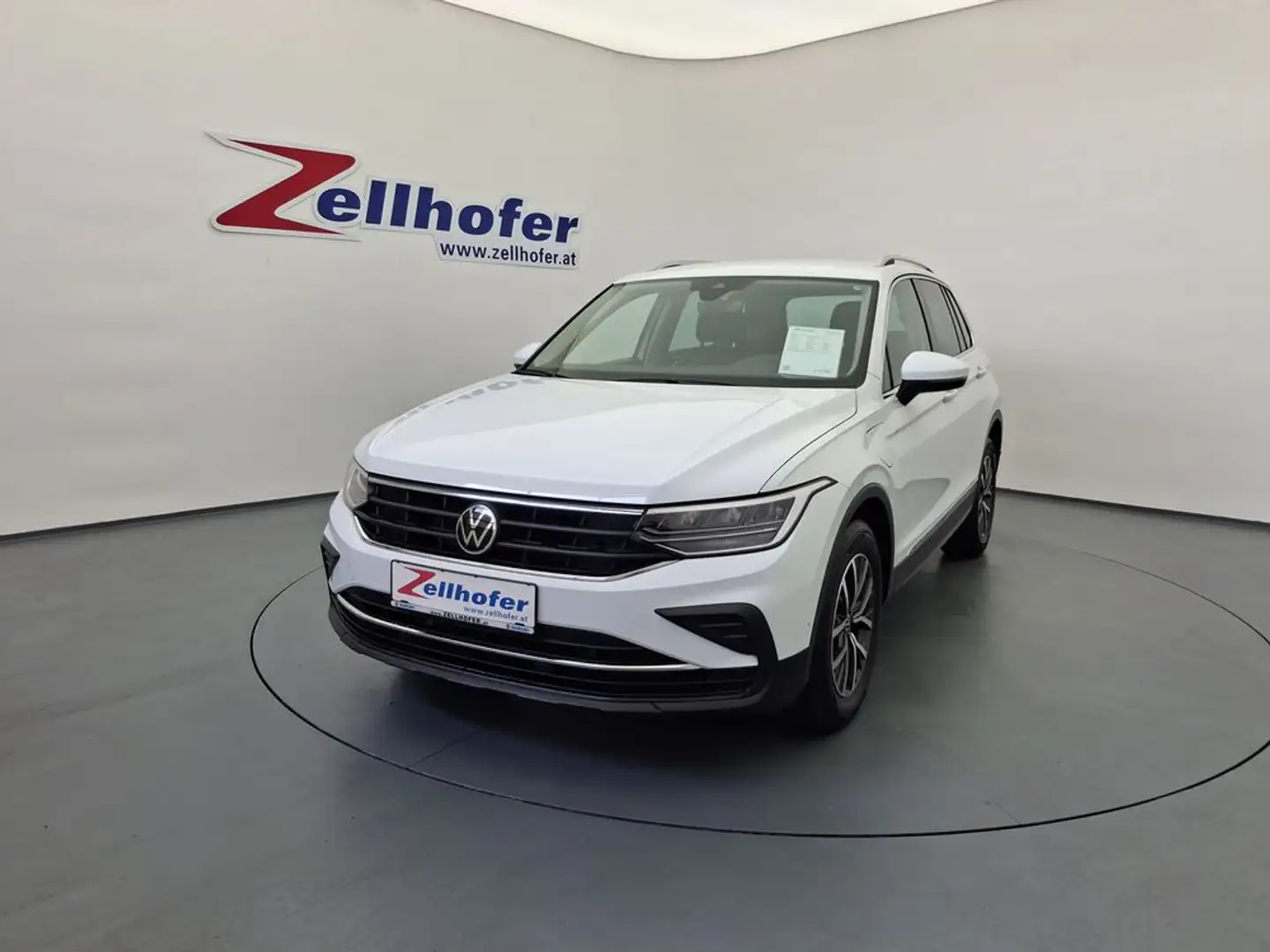 Volkswagen Tiguan 1,4 TSI eHybrid Life DSG Weiß - 1
