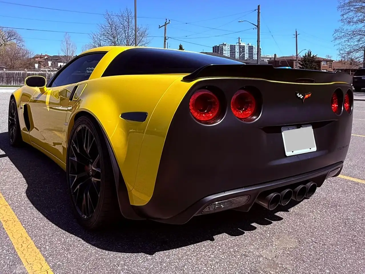 Chevrolet Corvette снимка Chevrolet Corvette