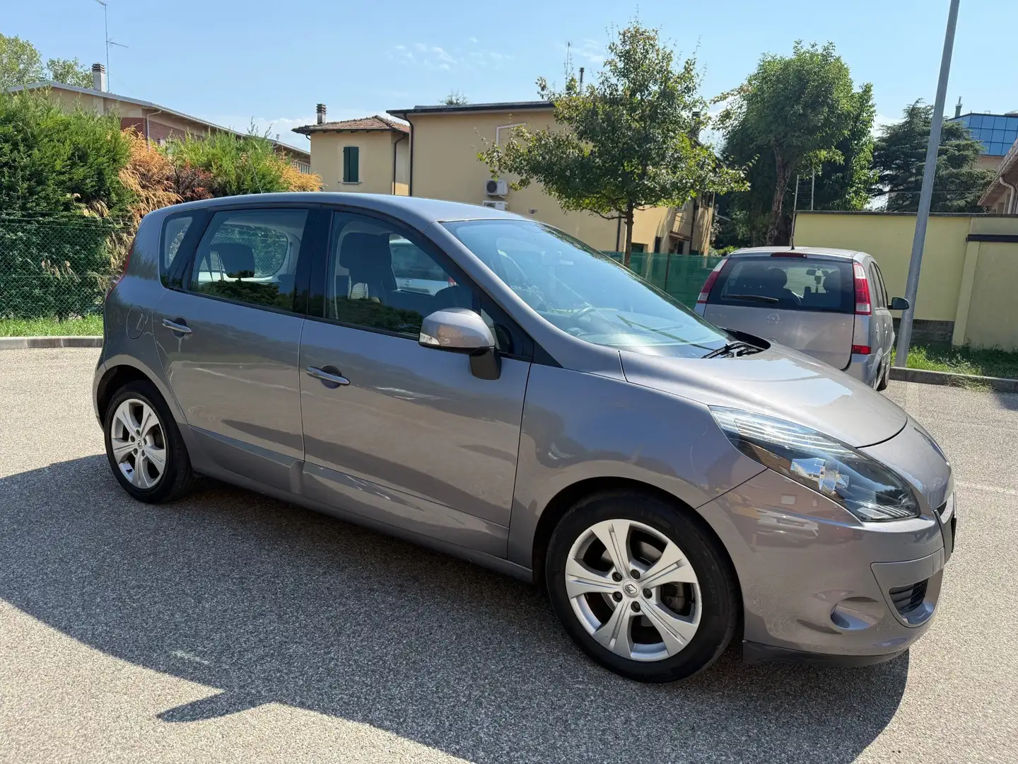 Renault Scenic X-Mod 1.5 dci - NAV. - 12 MESI DI GARANZIA - Gris - 2