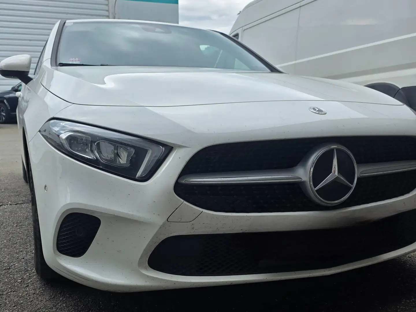 Mercedes-Benz A 180 A 180 d Aut. Weiß - 1