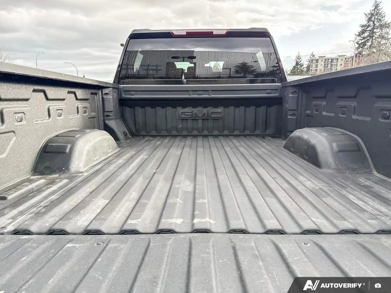 GMC Sierra 3500HD снимка GMC Sierra 3500HD