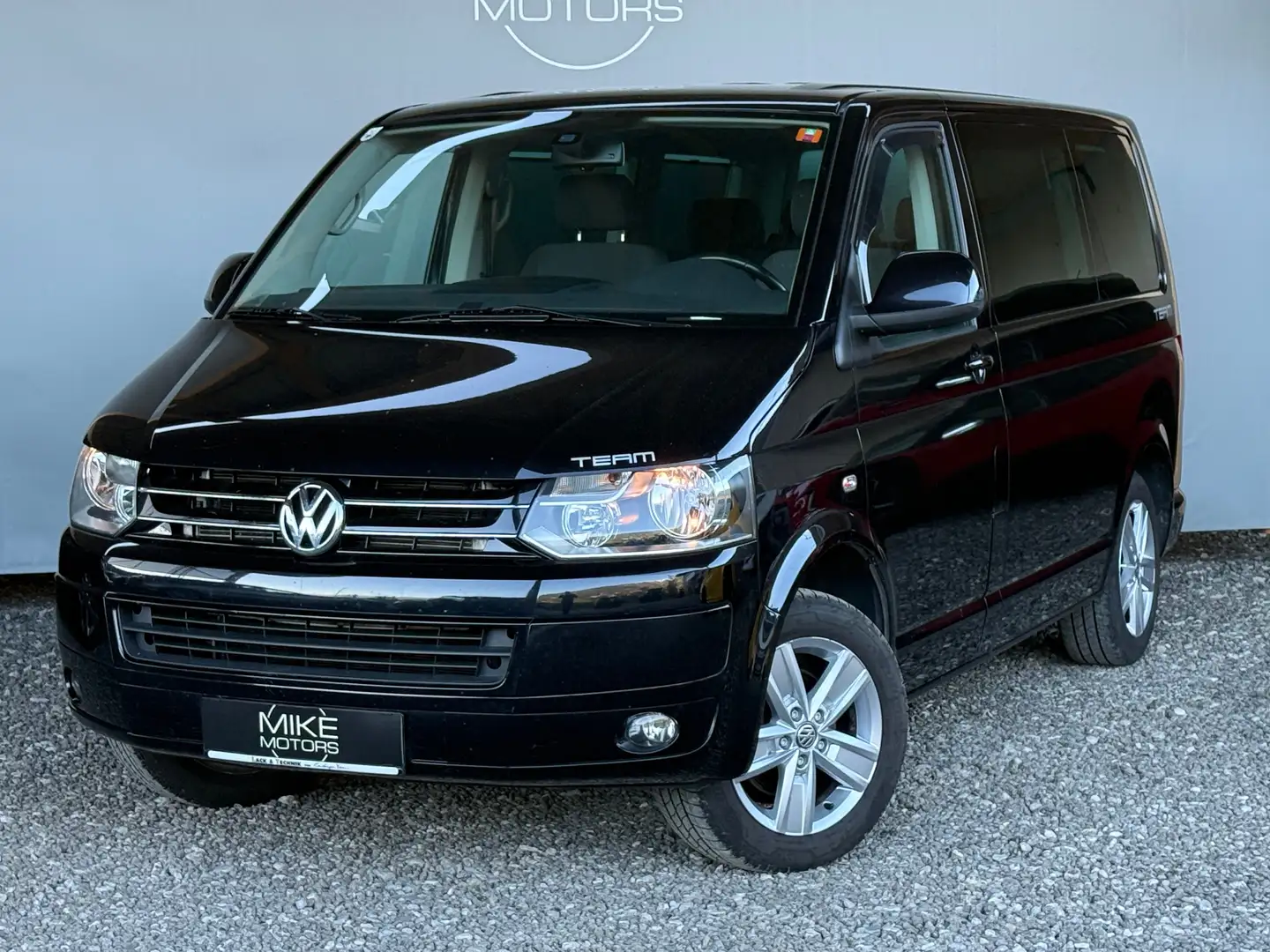 Volkswagen T5 Multivan 2,0 TDI Team Schwarz - 2
