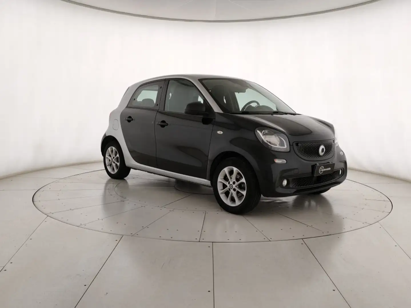 smart forFour Forfour 1.0 Youngster 71cv c/S.S. Schwarz - 1