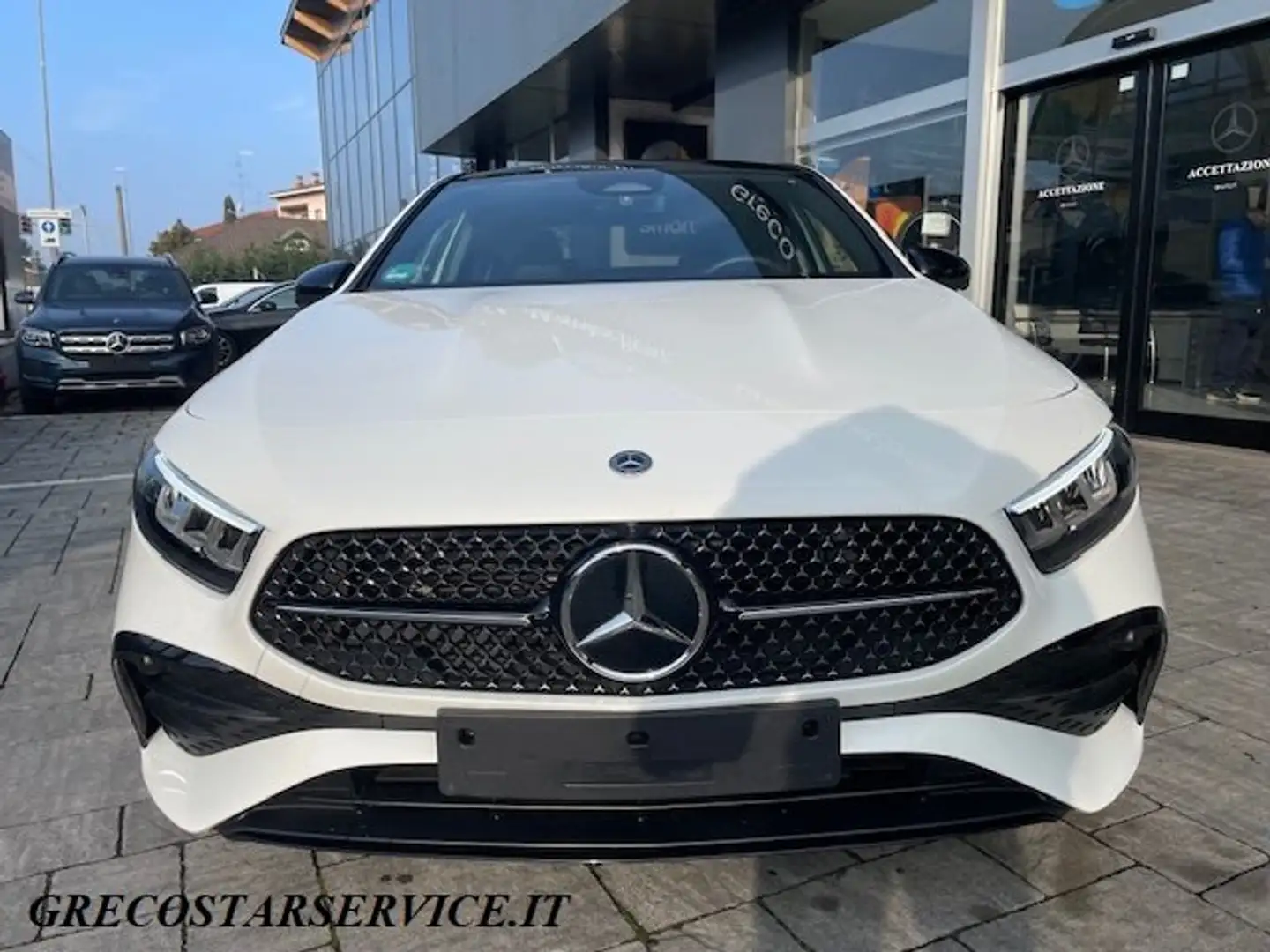 Mercedes-Benz A 180 AMG Line Advanced Plus SEDAN Automatic MildHybrid Bianco - 2