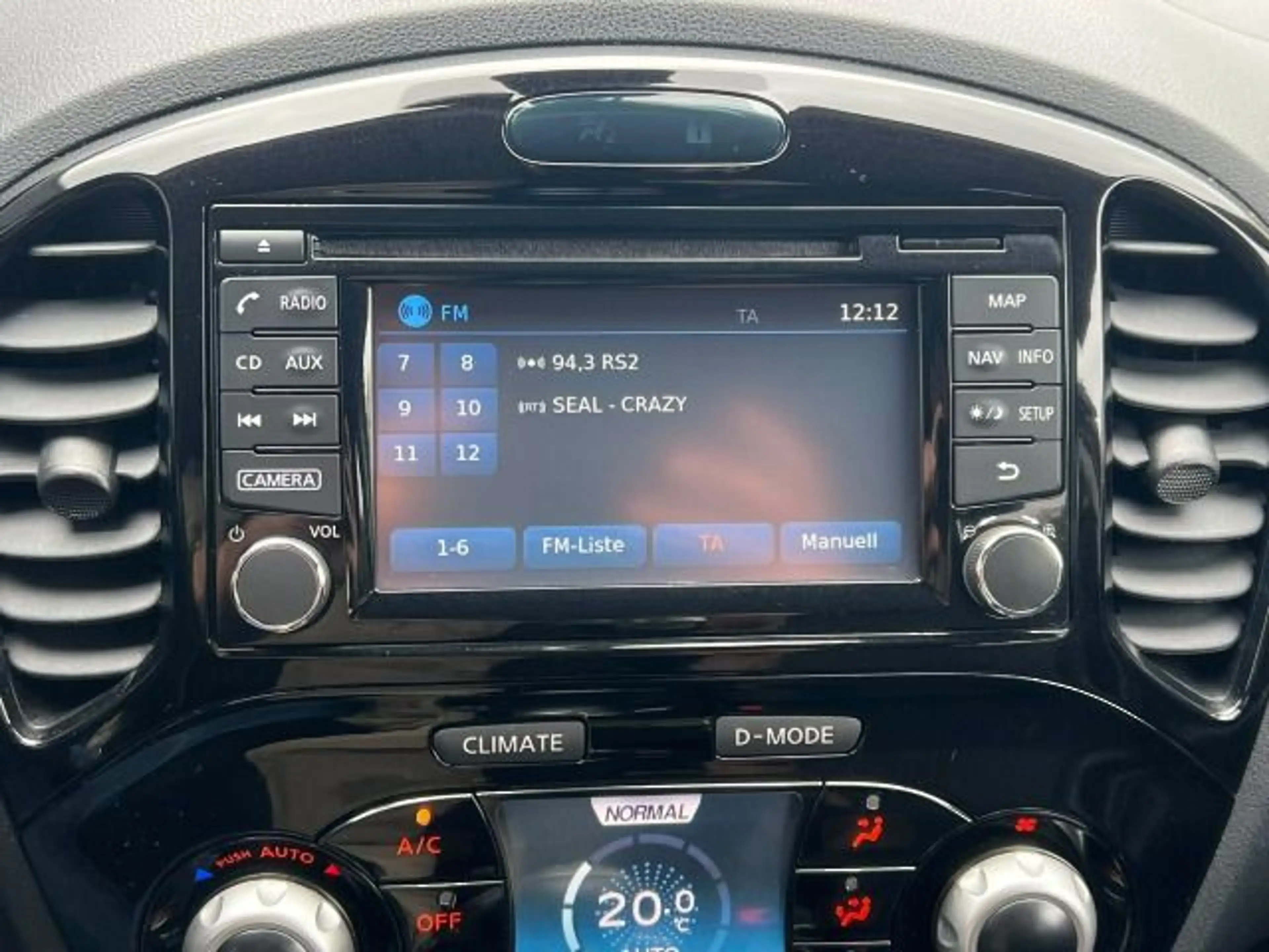 Nissan Juke 1.6 Enigma 4x2 *Allwetter* *360°* *Sitzh.* — photo 11