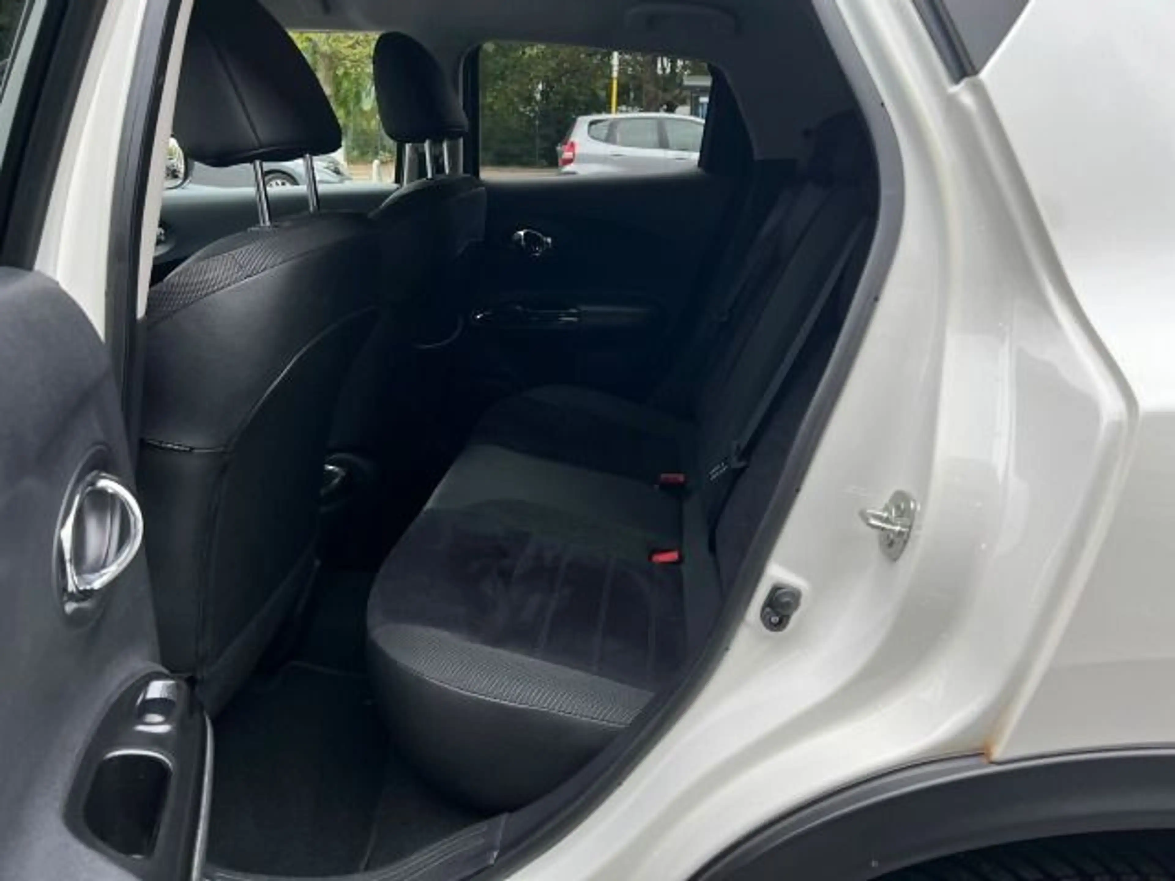 Nissan Juke 1.6 Enigma 4x2 *Allwetter* *360°* *Sitzh.* — photo 18