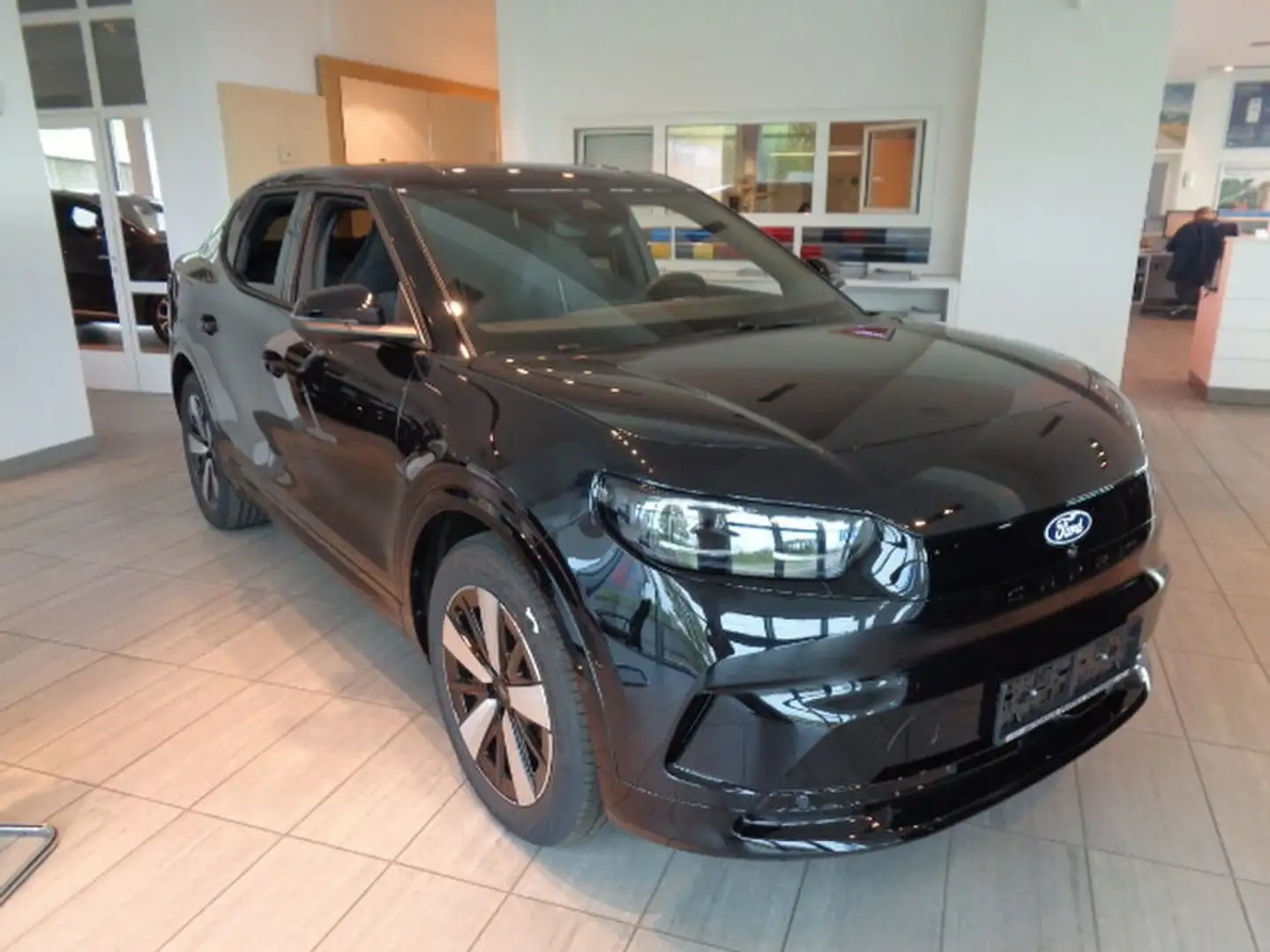 Ford Capri Elektro RWD 77 kWh Range 286PS LEASING! Schwarz - 2