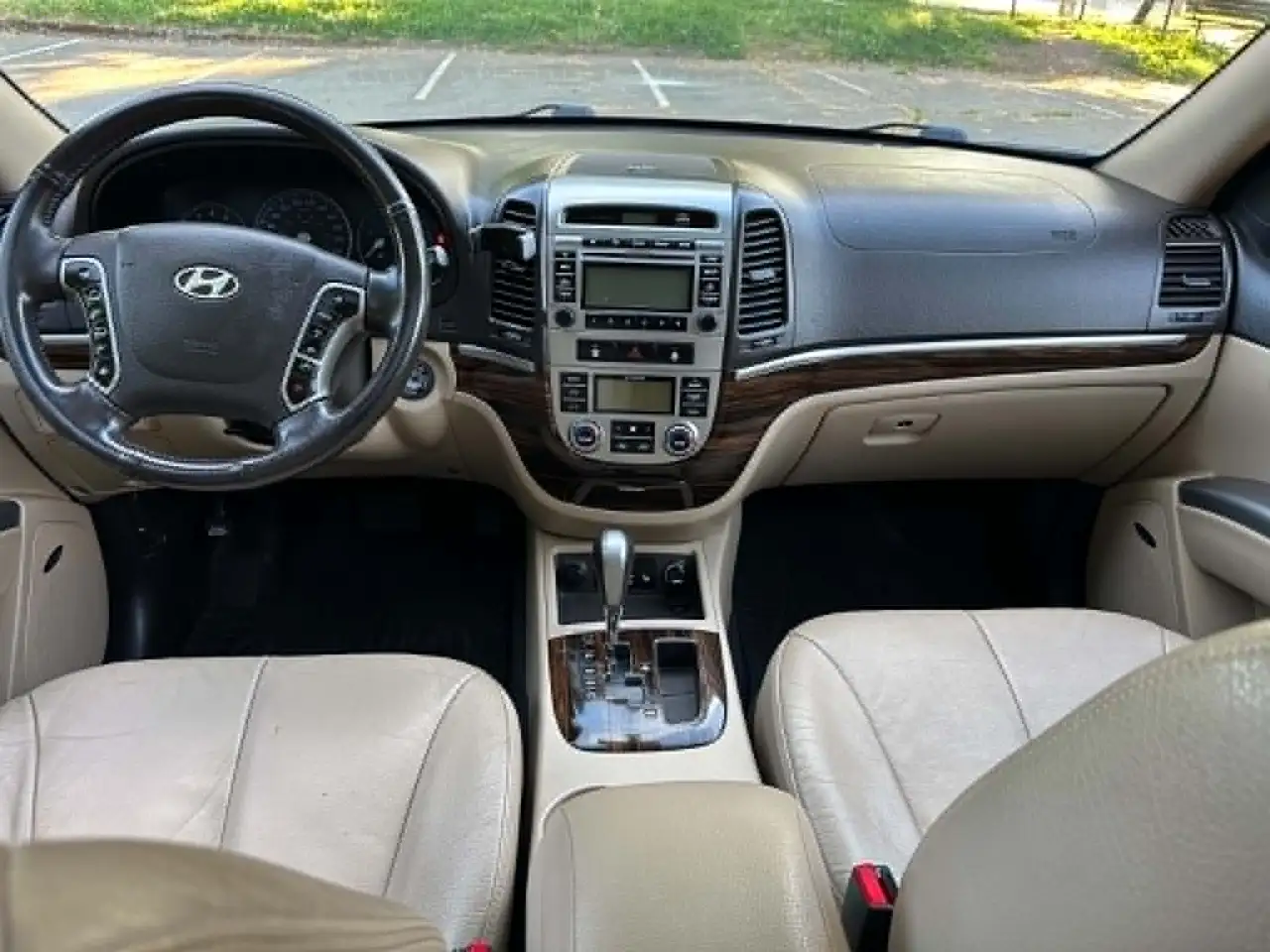 Hyundai SANTA FE снимка Hyundai SANTA FE