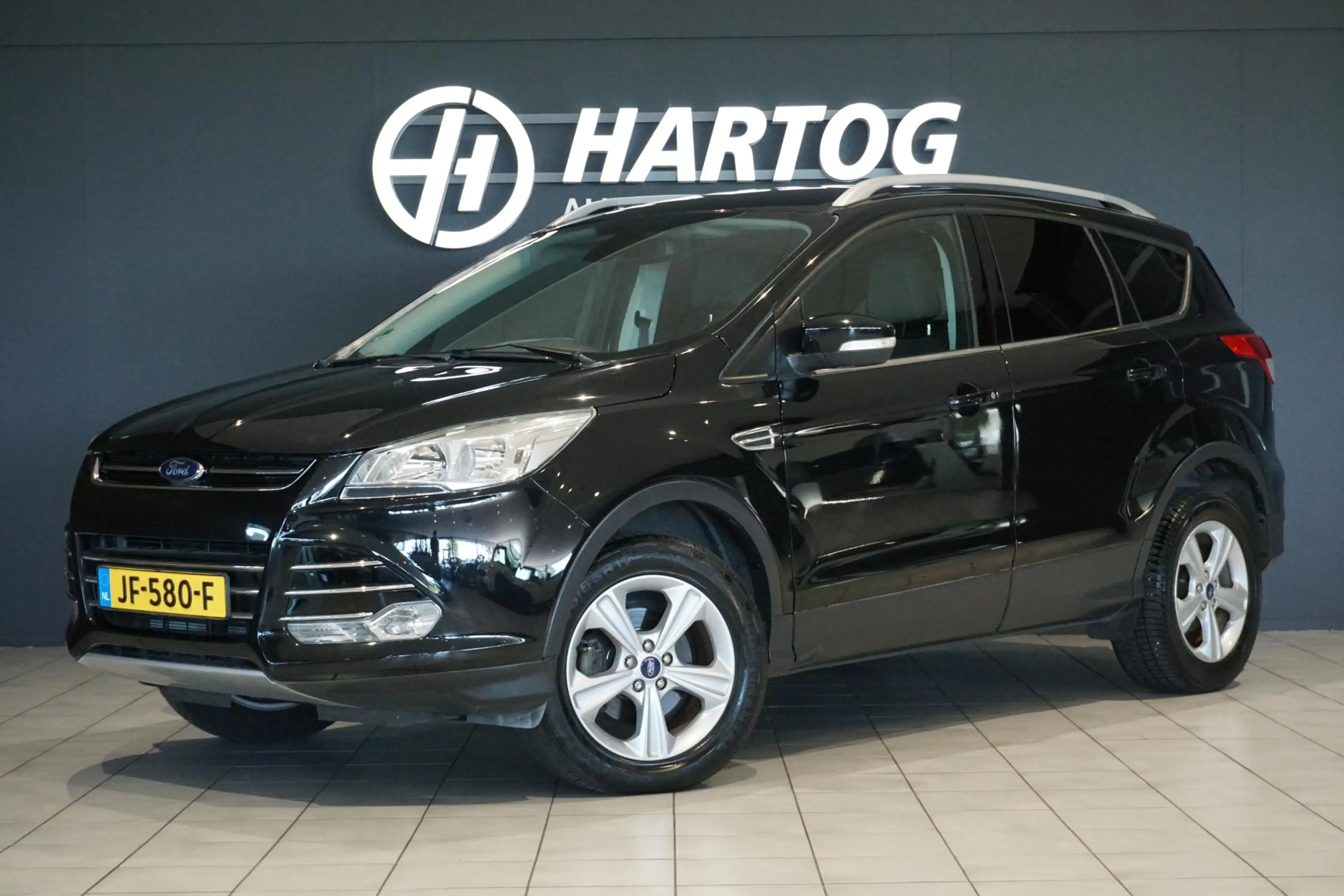 Ford Kuga 1.5 150PK + TREKHAAK / STOELVERWARMING