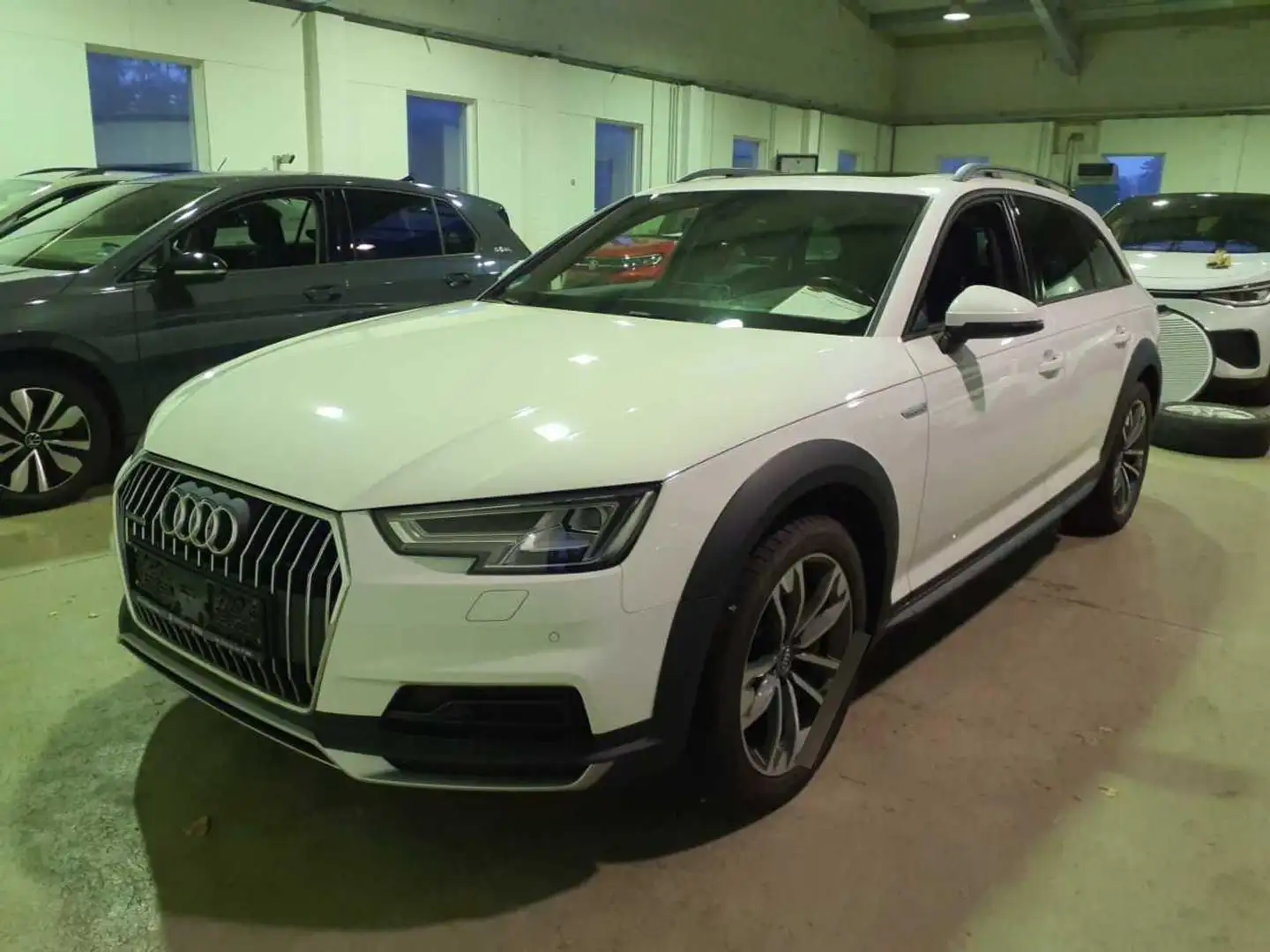 Audi A4 allroad quattro 2.0 TFSI S tronic Pano|LED|Navi|Sound|HuD Weiß - 2