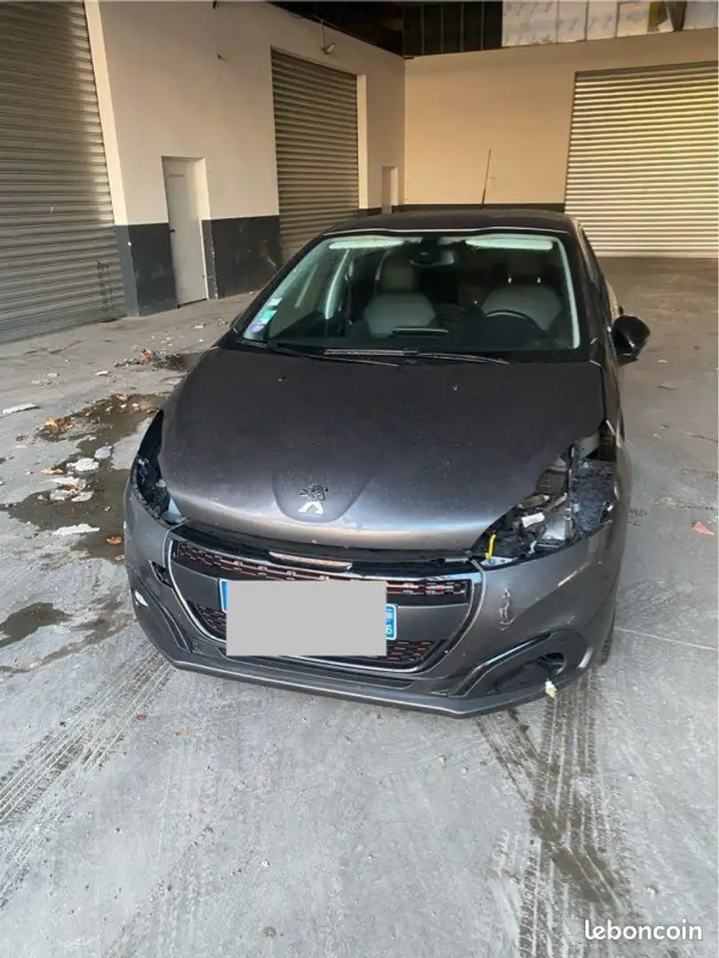 Peugeot 208 GT Line retour vol carte grise ok Gris - 1
