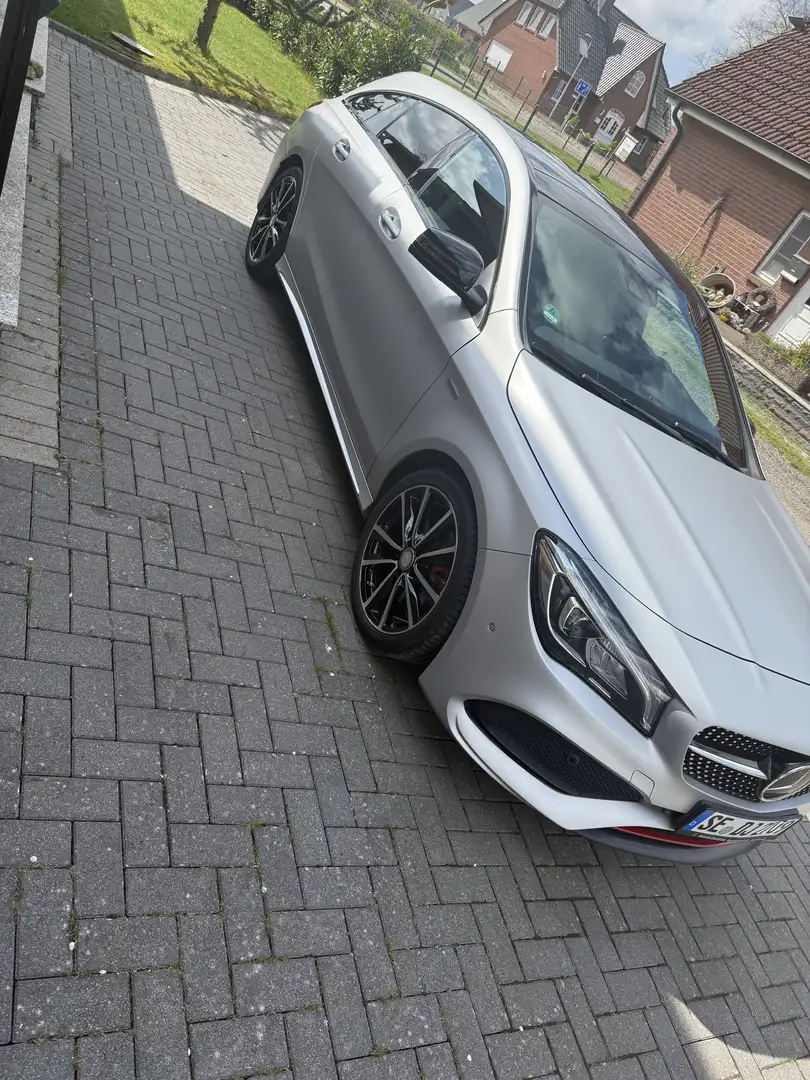 Mercedes-Benz CLA 250 CLA 250 4Matic Sport (117.951) Argintiu - 1