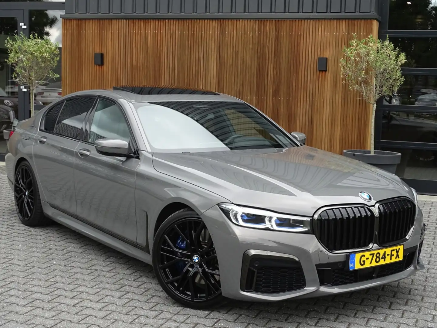 BMW 745 7-serie 745e High Executive 394PK M-Individual / l Grijs - 2