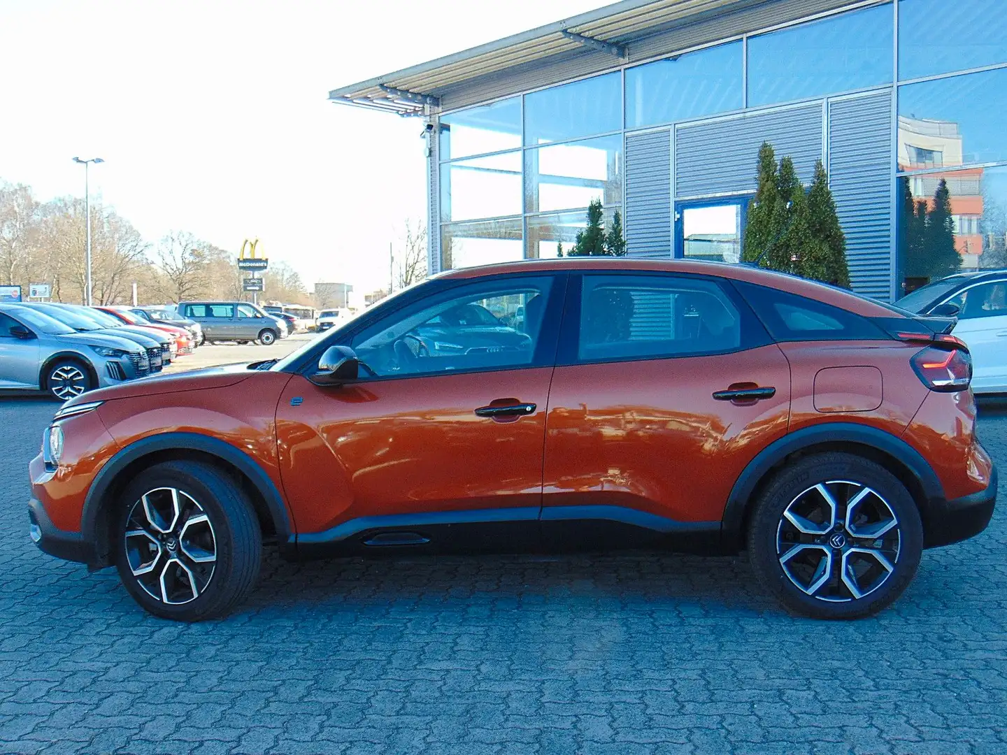 Citroen C4 e-C4 Elektromotor Feel 136 Orange - 2