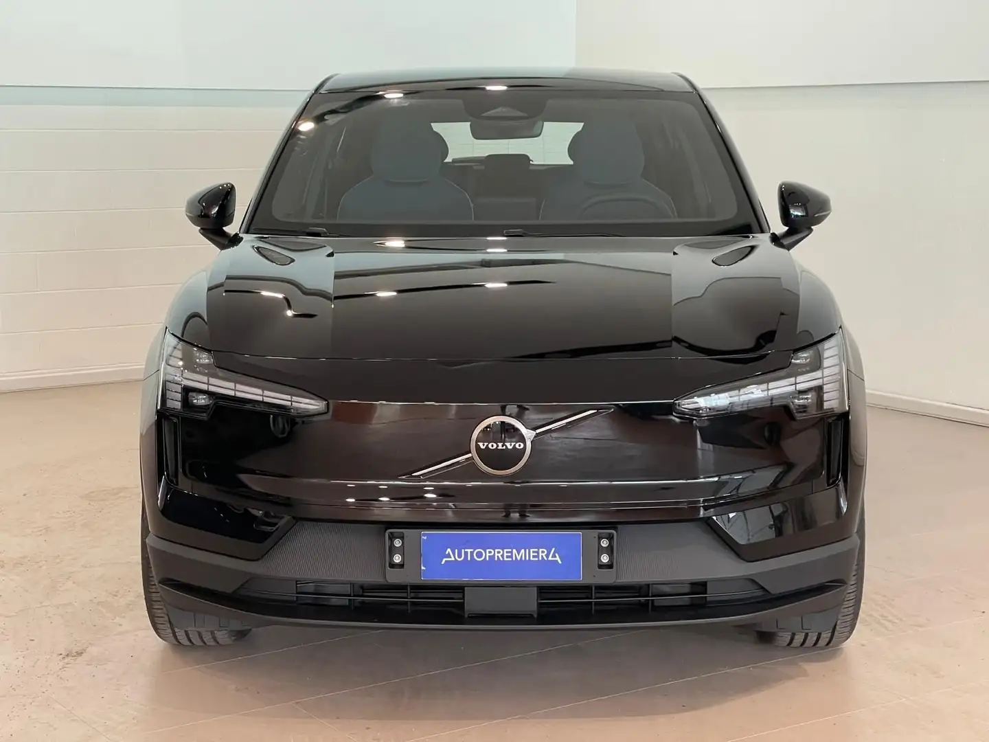 Volvo EX30 Single Motor RWD Plus ECOINCENTIVO REGIONE LOMBAR Zwart - 2