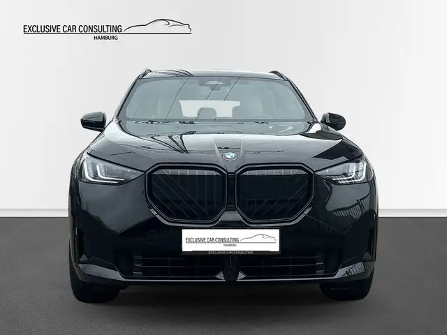 BMW X3 view 2