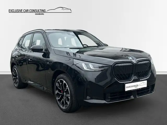 BMW X3 view 3