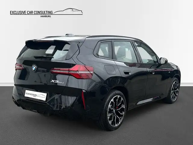 BMW X3 view 6