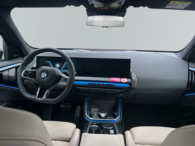 BMW X3 view 7