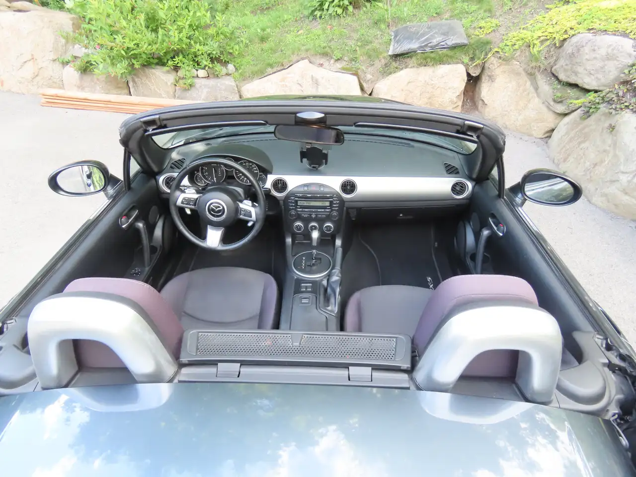 Mazda MX-5 Miata снимка Mazda MX-5 Miata