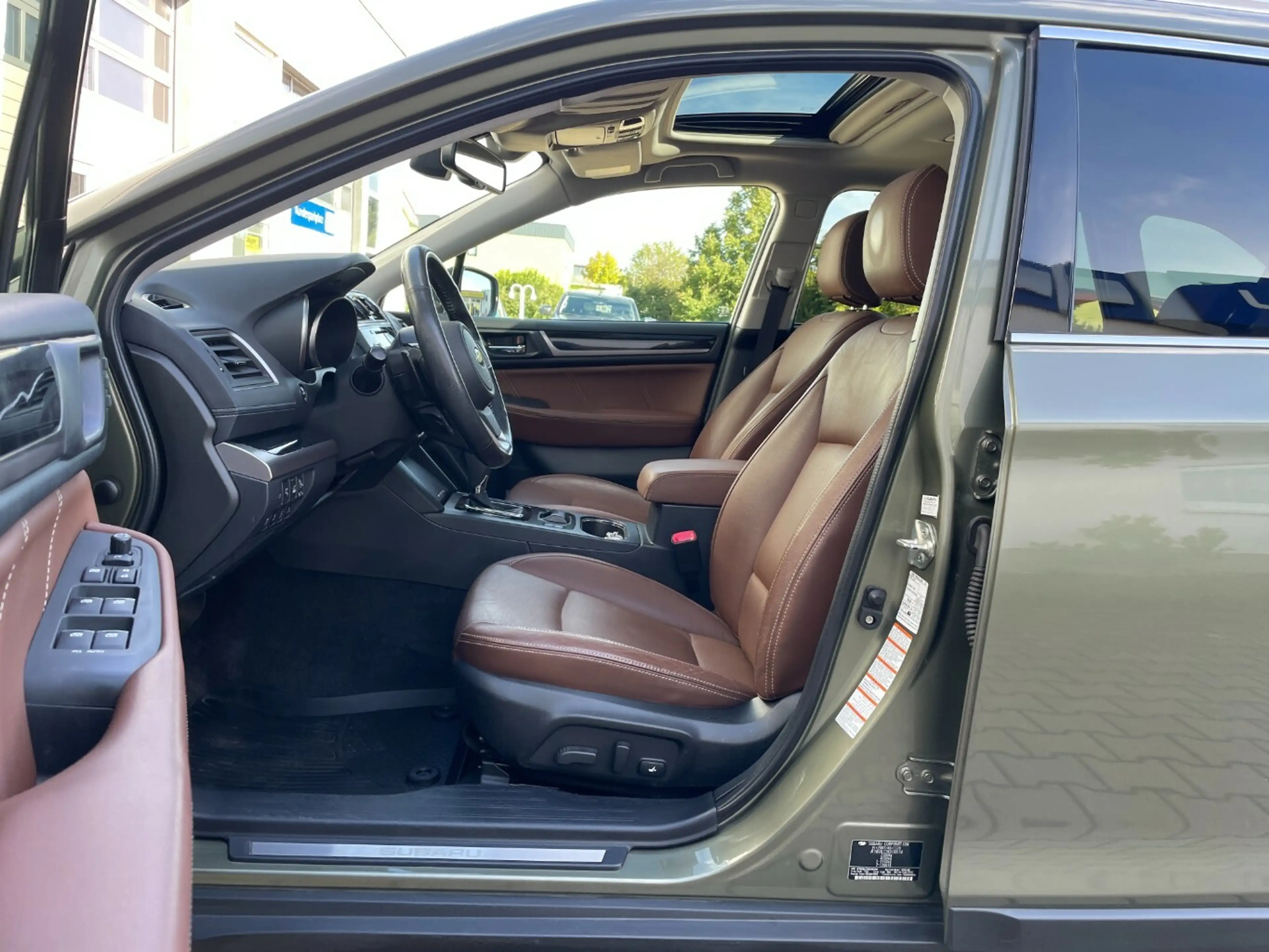Subaru OUTBACK 2.5i *Sport*LED*NAVI*H&K*AHZV — photo 9
