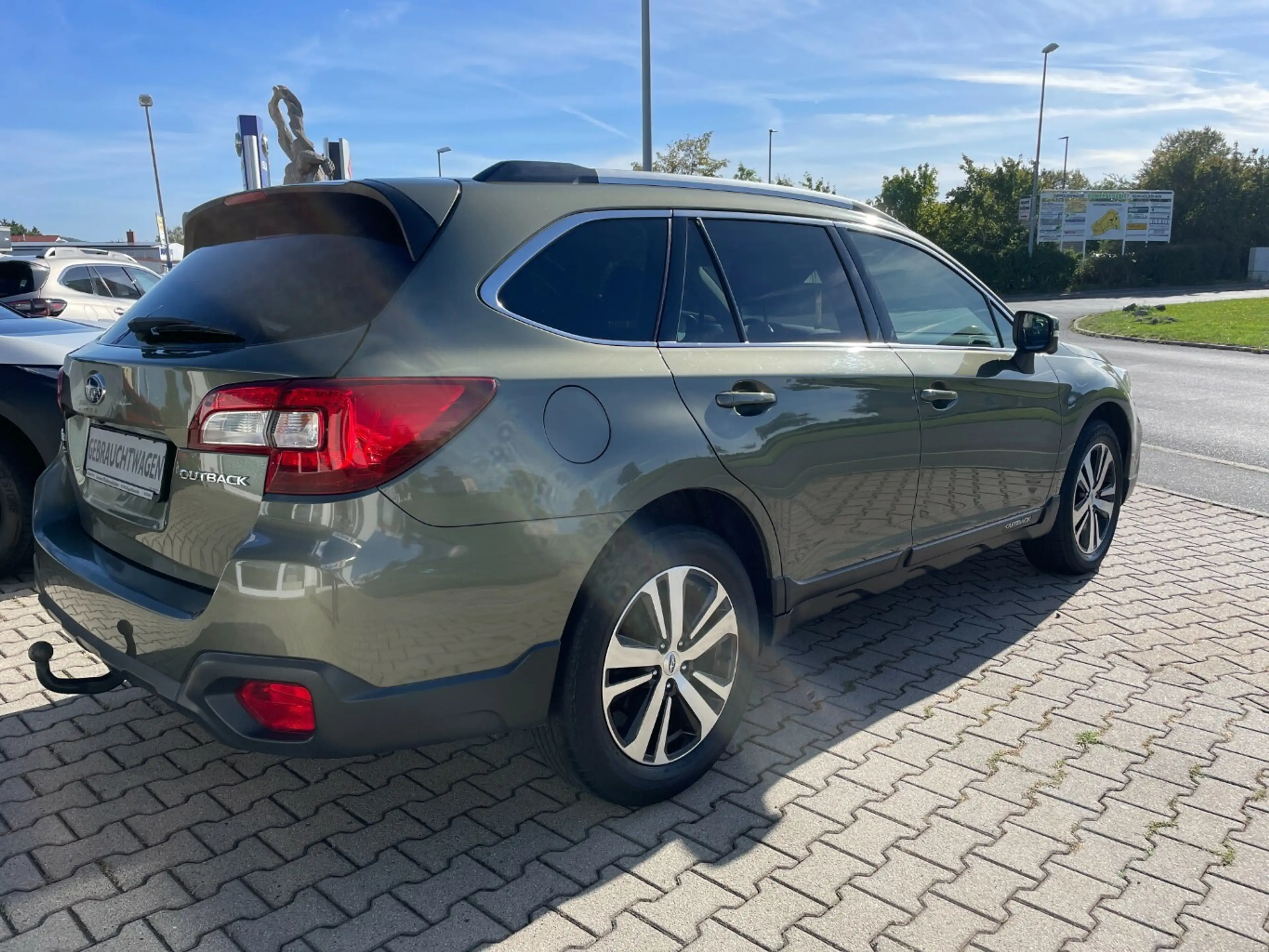 Subaru OUTBACK 2.5i *Sport*LED*NAVI*H&K*AHZV — photo 3