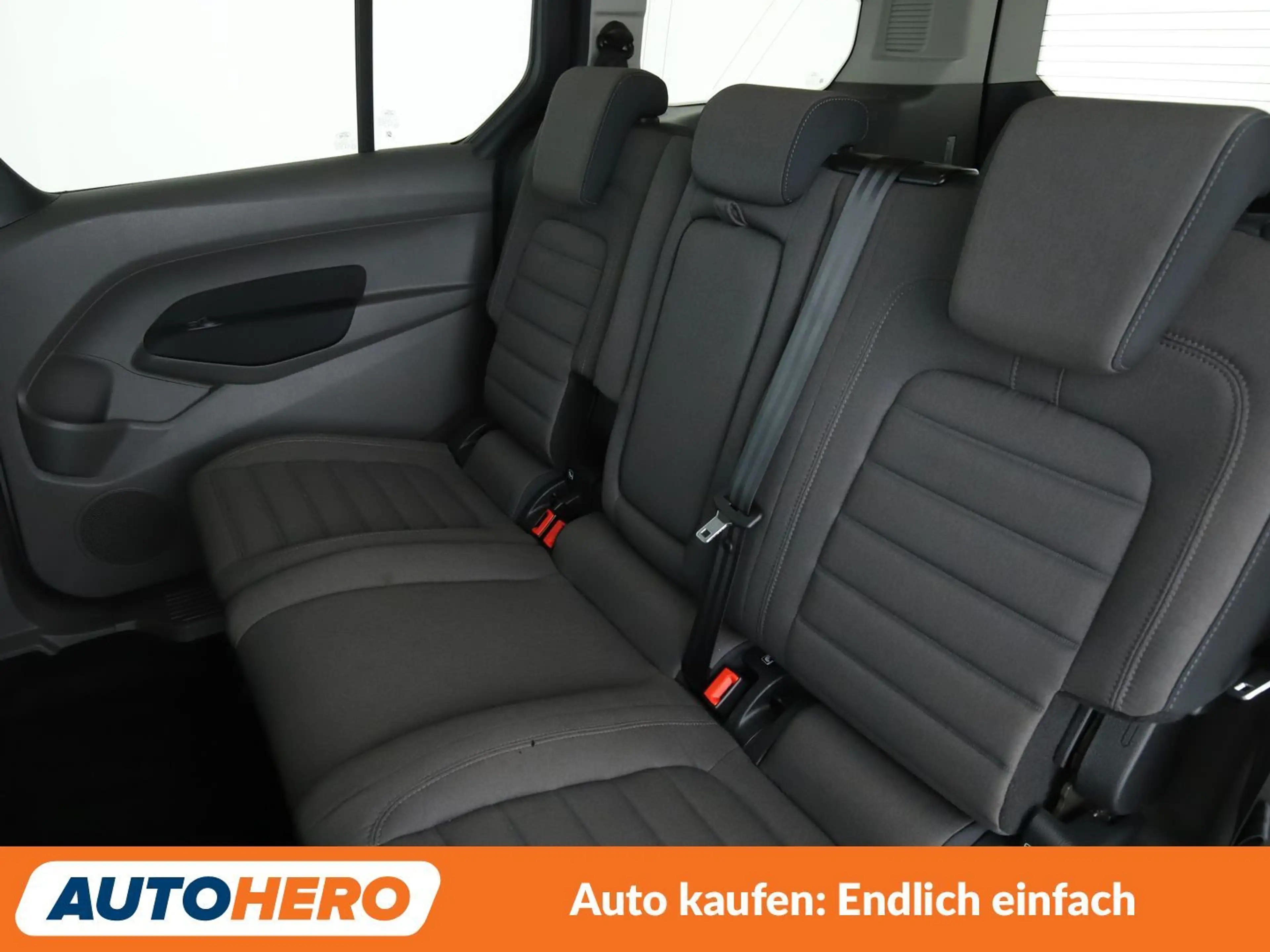 Ford Grand Tourneo 1.5 TDCi EcoBlue Titanium Aut.*SPUR*PDC*PANO*KLIMA — photo 14