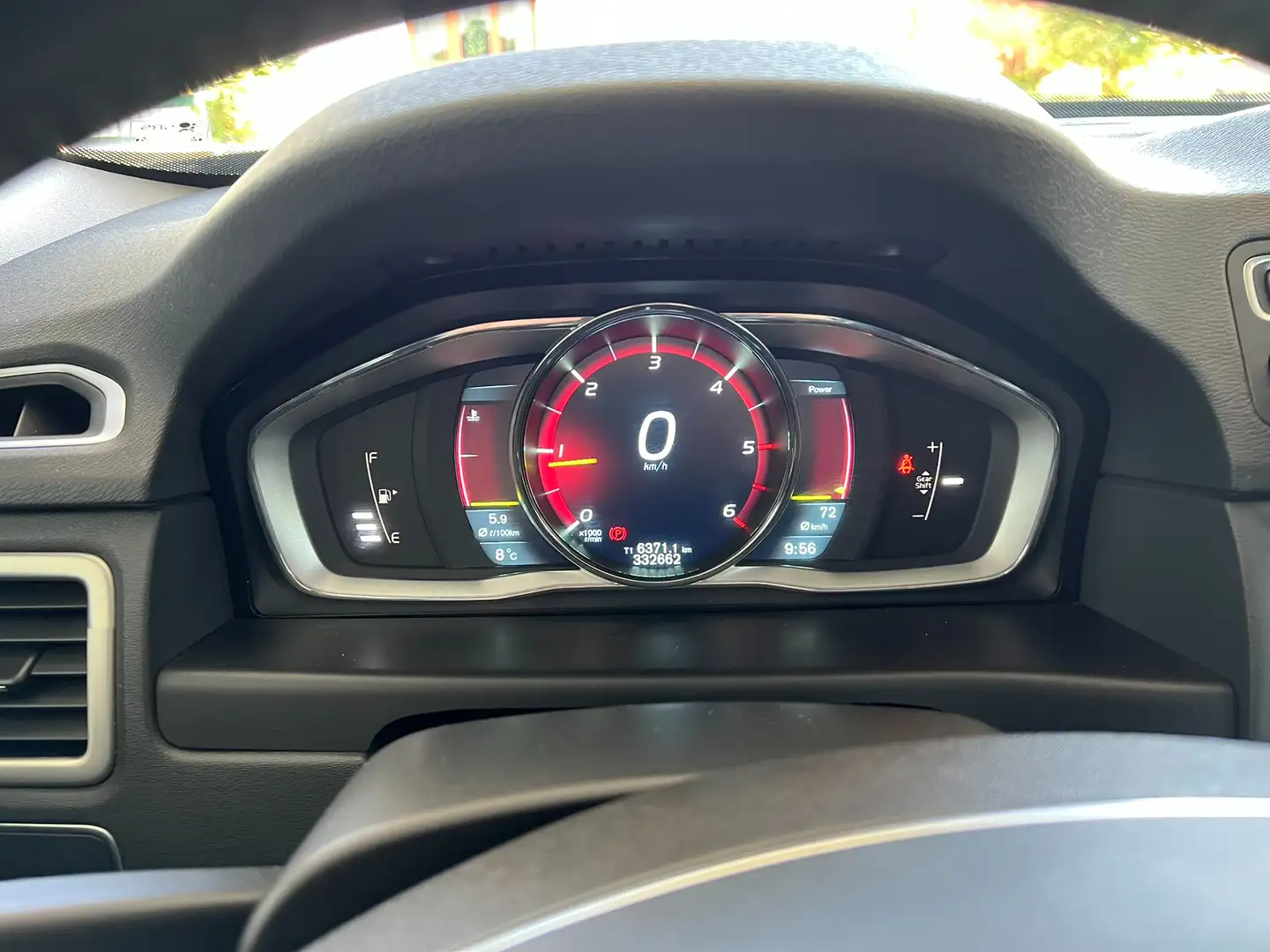 Volvo V70 V70 D4 5-Zylinder Momentum sehr gepflegt Grau - 2