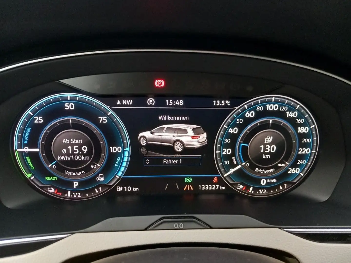 Volkswagen Passat Variant GTE 1,4 TSI DSG AHK Panorama Blanc - 2