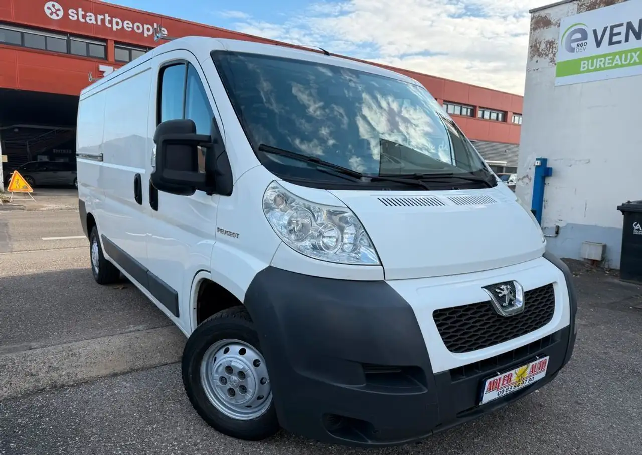 Peugeot Boxer 2.2L HDI L2H2 3place 120ch 1Ã©re MAIN