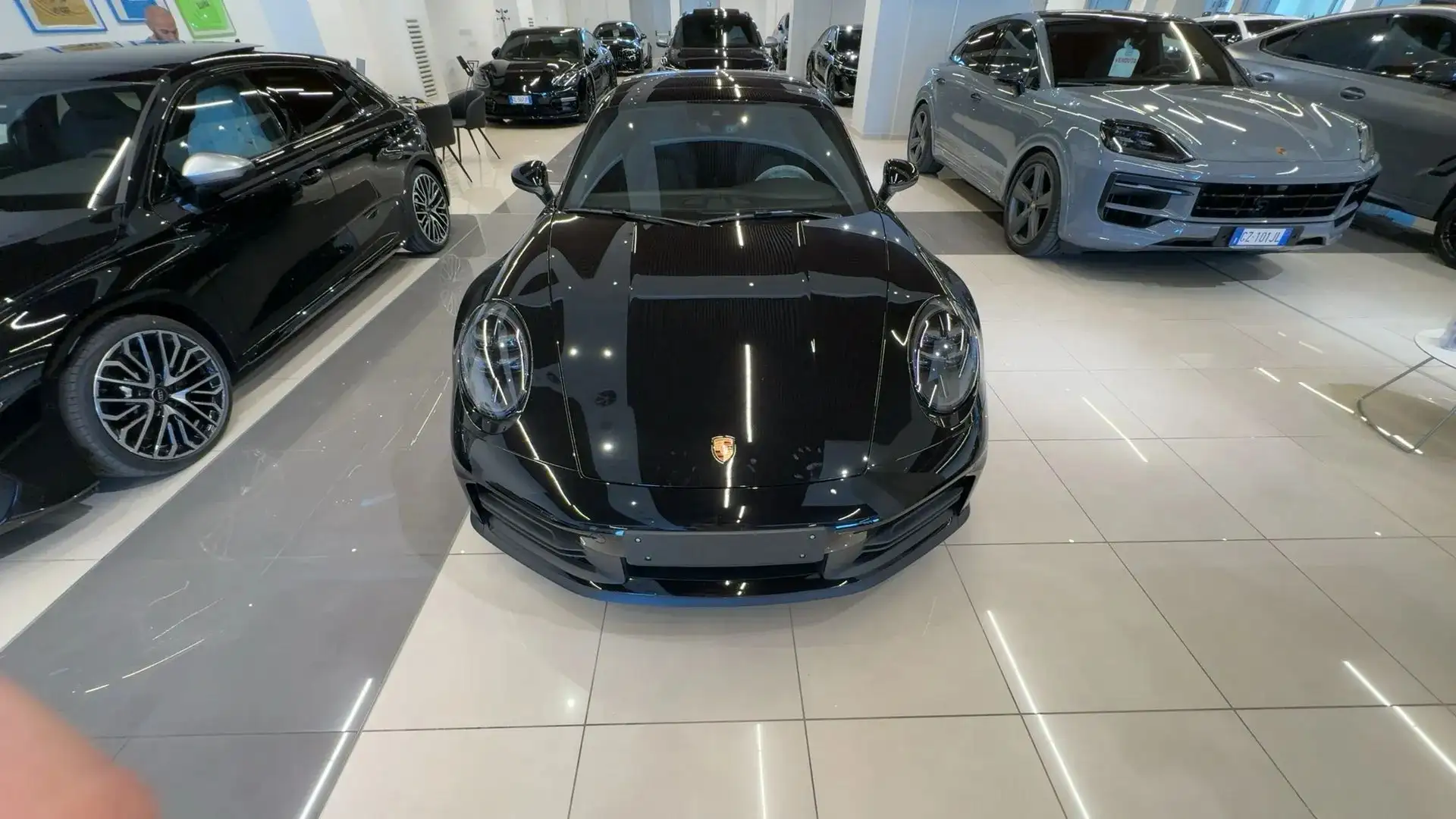 Porsche 992 911 Coupe 3.0 Carrera 394cv auto Nero - 1
