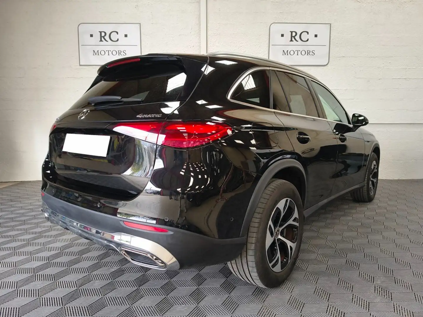 Mercedes-Benz GLC 300 e Business Line 4MATIC 9G-TRONIC Noir - 2