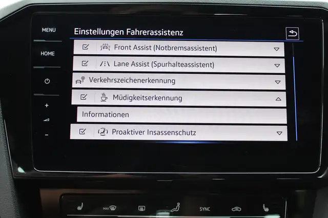 Volkswagen Passat view 23