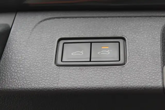 Volkswagen Passat view 30